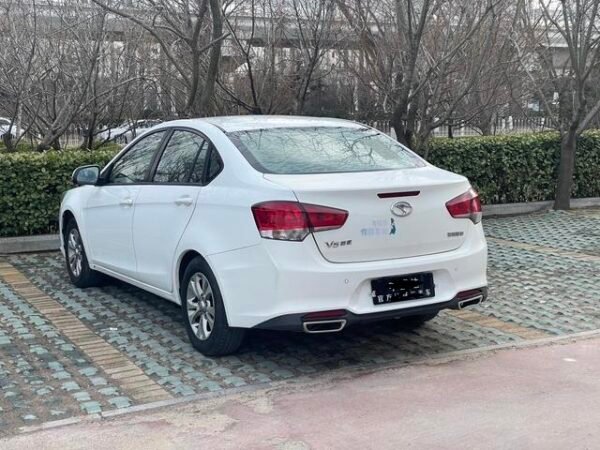 2015 Soueast V5 Lingzhi Plus 1.5L Manual - Image 5