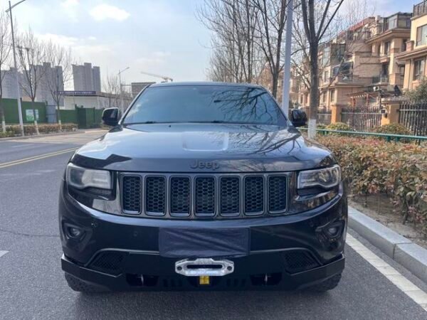 2015 Jeep Grand Cherokee 3.0TD Diesel Luxe Navigation Edition - Image 4