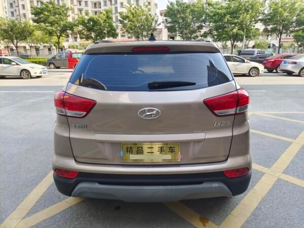 Newly arrived 2019 Hyundai IX25 1.6L automatic transmission, top configuration - Image 6