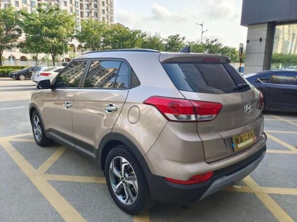 Newly arrived 2019 Hyundai IX25 1.6L automatic transmission, top configuration - Image 5