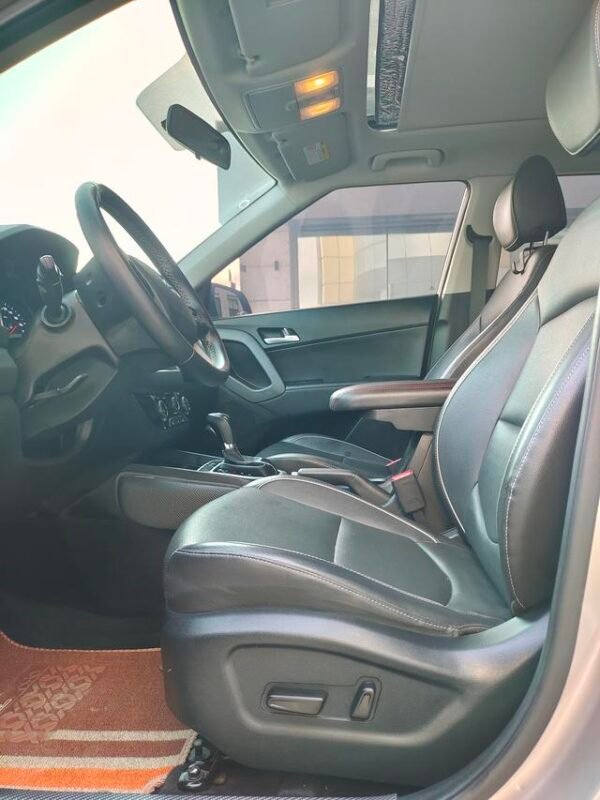 Newly arrived 2019 Hyundai IX25 1.6L automatic transmission, top configuration - Image 7