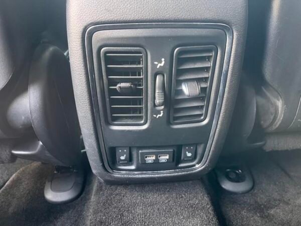 2015 Jeep Grand Cherokee 3.0TD Diesel Luxe Navigation Edition - Image 7